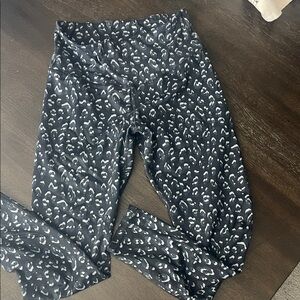 Old Navy Elevate Leopard Leggings